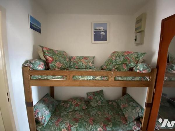 Appartement studio cabine avec terrasse vue mer et vendu avec un emplacement parking privatif