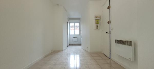 Argenteuil (95100) STUDIO RDC SUR COUR