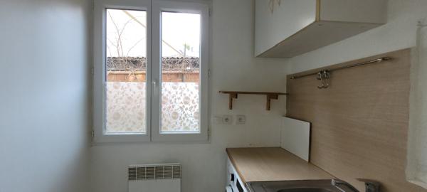 Argenteuil (95100) STUDIO RDC SUR COUR