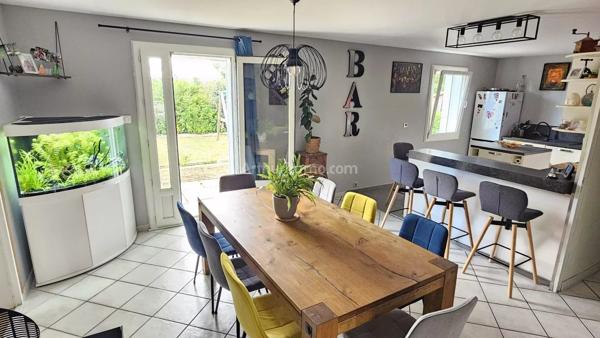 Vente                                                      Maison
                        
                     8 pièces                      147 m2                     à Cagny