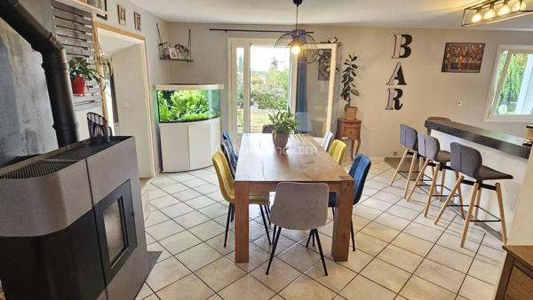 Vente                                                      Maison
                        
                     8 pièces                      147 m2                     à Cagny