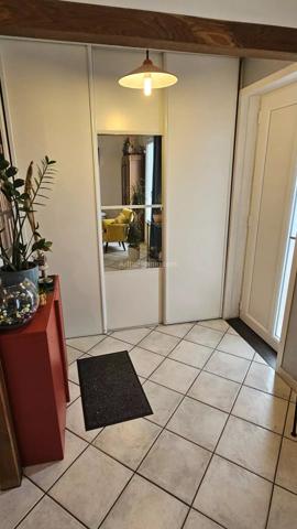 Vente                                                      Maison
                        
                     8 pièces                      147 m2                     à Cagny