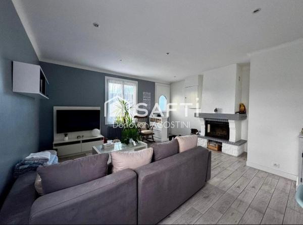 Maison de ville avec piscine et fort potentiel