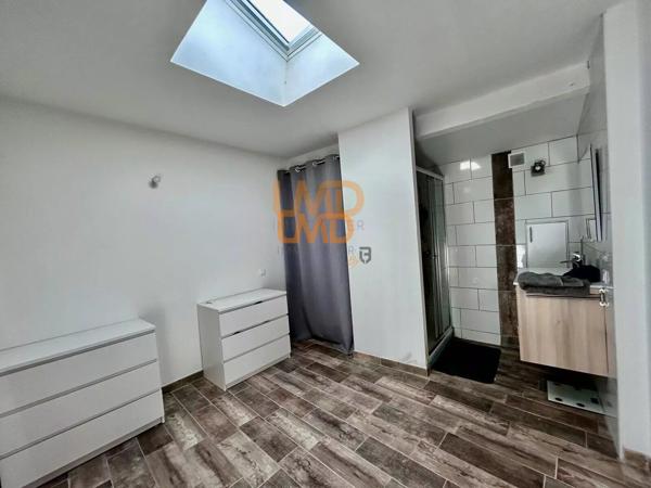 Maison DE Village, Traversante, Calme, Lumineux