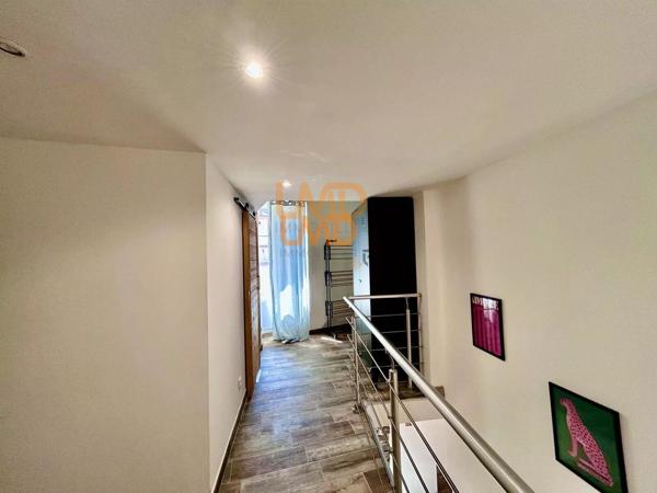 Maison DE Village, Traversante, Calme, Lumineux