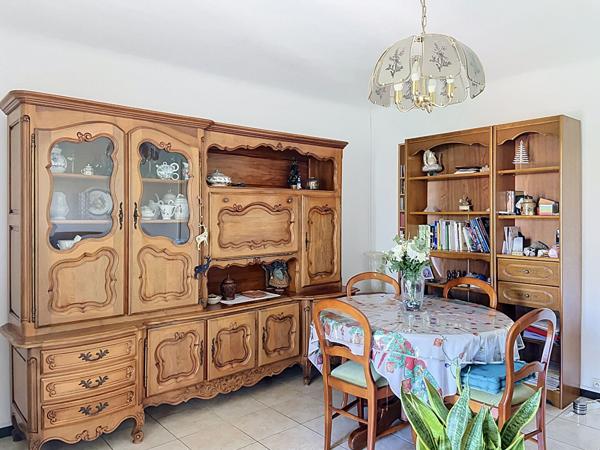 Appartement Manosque, 3 pièces 74.10 m2, avec balcon, loggia et place de parking privative