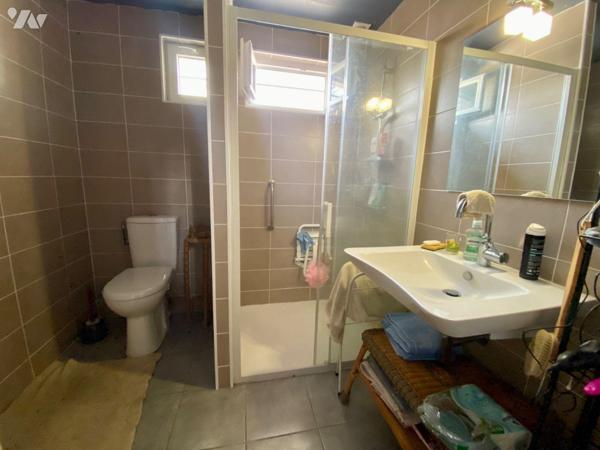 Maison de centre-bourg à SAINT VIATRE (41210), d'une superficie habitable d'environ 116 m² avec...