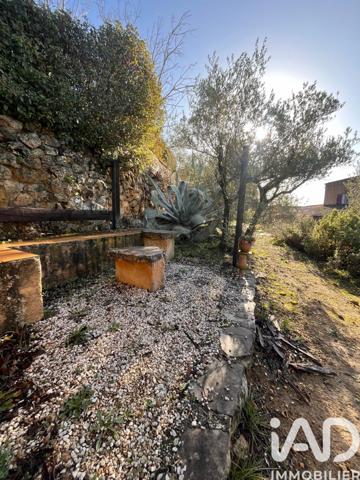 Maison à vendre 4 pièces 107 m² Cotignac