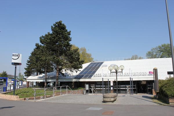 Bureaux à vendre 498 m² Villepinte patio végétalisé et accès RER B