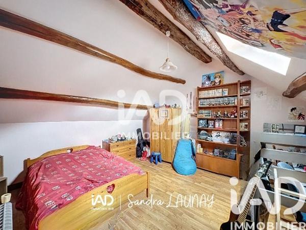 Maison à vendre 8 pièces 181 m² La Neuville-sur-Essonne