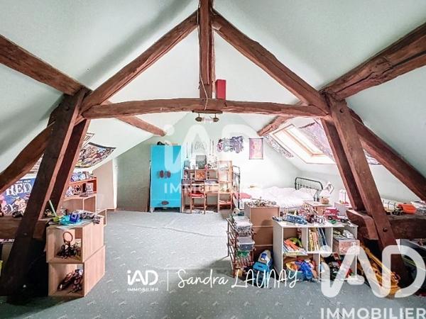 Maison à vendre 8 pièces 181 m² La Neuville-sur-Essonne