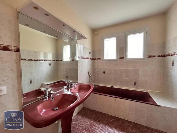 Maison à louer 6 pièces 169.42m²