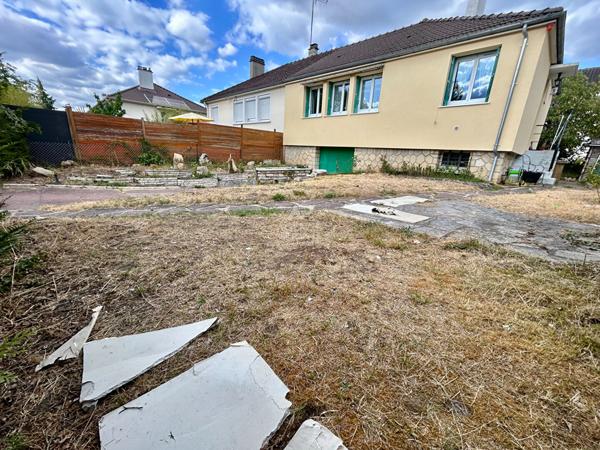 Maison Acheres 4 pièce(s) 64.57 m2 325 000 € **  - Référence  9257