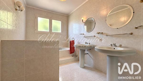 Maison à vendre 8 pièces 250 m² Ormesson-sur-Marne