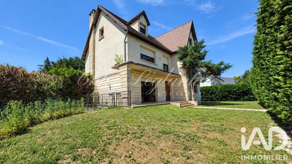 Maison à vendre 8 pièces 250 m² Ormesson-sur-Marne