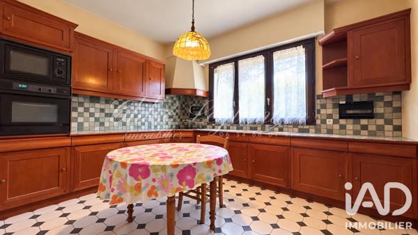 Maison à vendre 8 pièces 250 m² Ormesson-sur-Marne