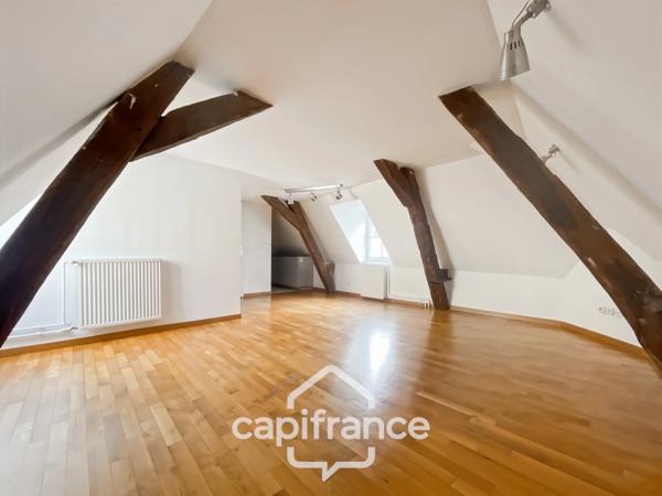 Dijon Hyper centre- rue Cazotte