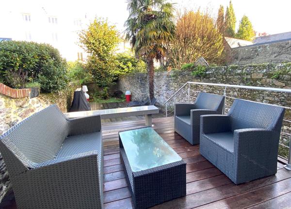 A VENDRE NANTES/ZOLA MAISON DE CARACTERE AVEC GARAGE