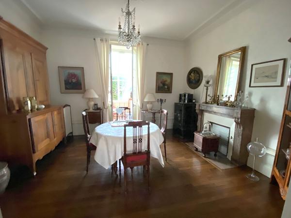 A VENDRE NANTES/ZOLA MAISON DE CARACTERE AVEC GARAGE