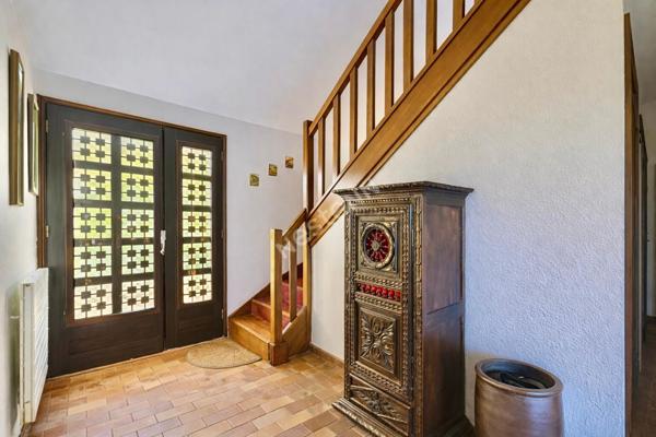 CHAUMONTEL maison familiale 5 chambres sous sol total