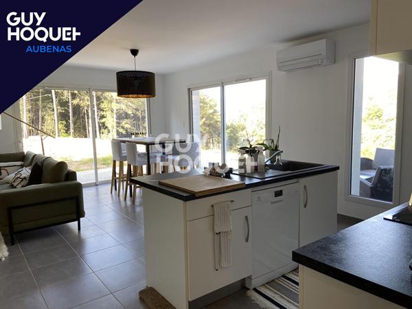 Maison 4 pièces à louer à Ucel, proche bois, calme et spacieuse