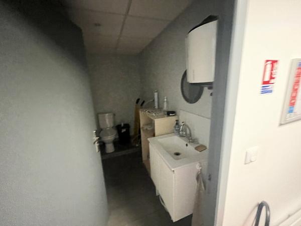 SPÉCIAL INVESTISSEUR - À VENDRE BUREAUX LOUÉS - LOCATAIRE "DE QUALITÉ"