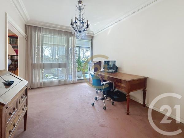 Appartement F4 à vendre  4 pièces - 128,69 m2 LE CHESNAY - 78