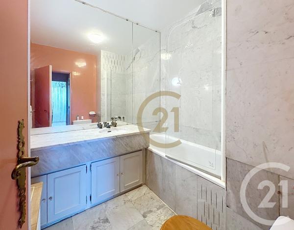 Appartement F4 à vendre  4 pièces - 128,69 m2 LE CHESNAY - 78