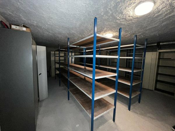 BUREAUX à LOUER de 251 m²