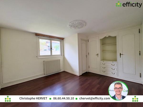 Maison
         6 pièces
        - 163 m² 210 000 €*