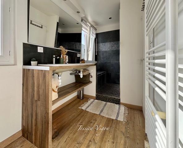 RARE À LA VENTE – EXCLUSIVITÉ – LES GOBELINS – VUE DÉGAGÉE – Maison de ville 3/4 chambres – JARDIN