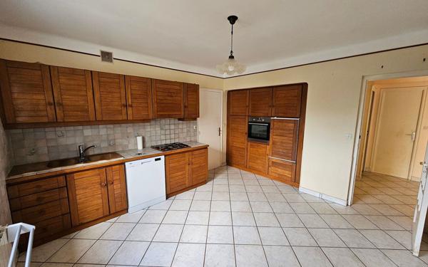 Maison à vendre    6 pièces • 173,60 m2 Pleumeur-Bodou