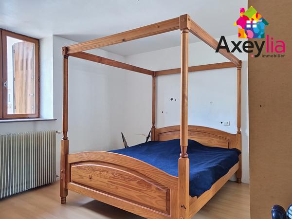 À VENDRE - THIZY-LES-BOURGS - MAISON DE VILLAGE 4 CHAMBRES AVEC TERRAIN