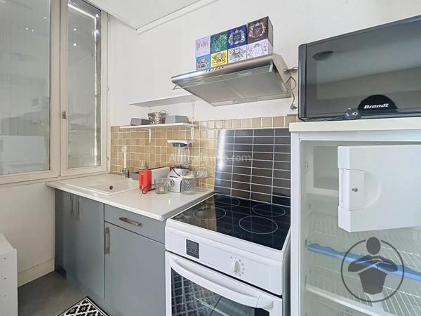 Location                                                      Appartement
                        
                     2 pièces                      33 m2                     à Coutras