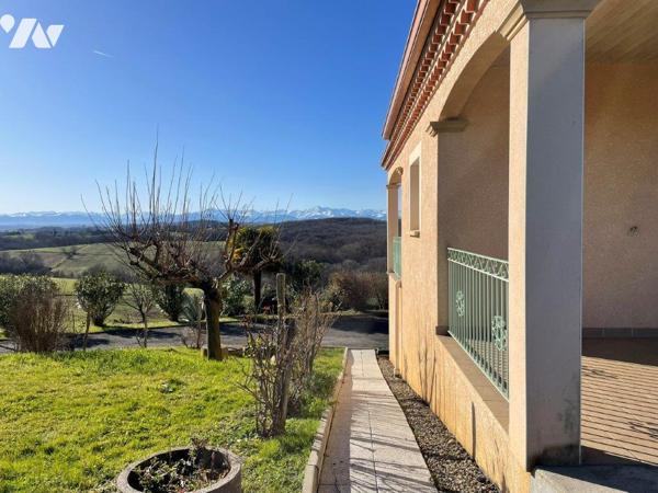 MIELAN  (32) à 5min Belle villa sur sous-sol intégral, offrant une magnifique vue Pyrénées.