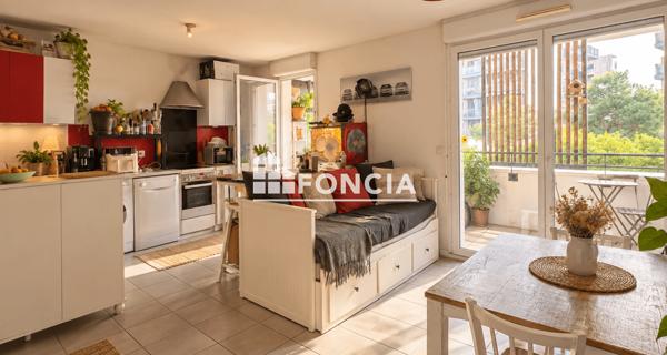 À vendre Appartement 2 pièces 45 m² - Bordeaux 33300