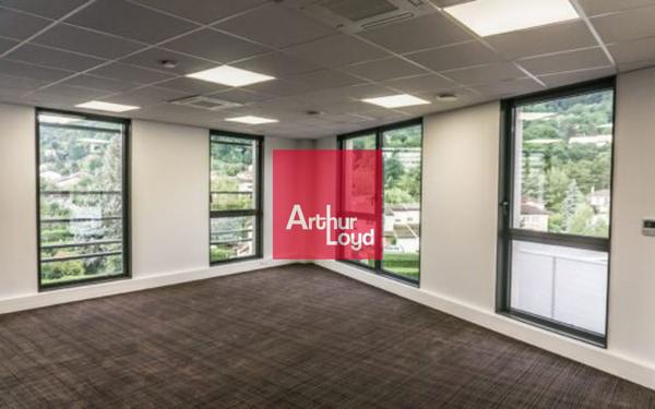Bureaux neufs à vendre ou à louer à Meylan environnement qualitatif