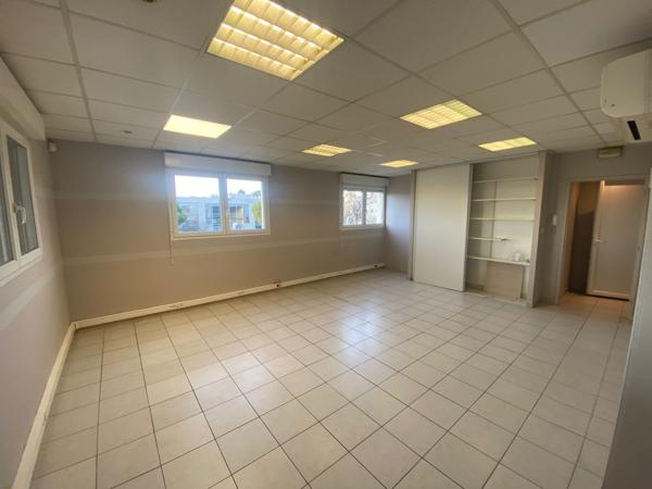 Bureaux à louer en ZFU - 13016 Marseille