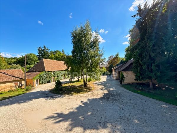 Propriéte à vendre Gite de groupe avec maison d'habitation