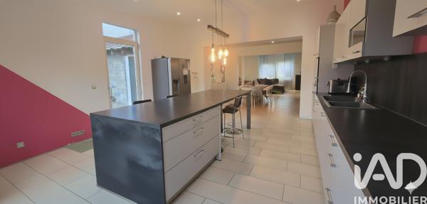 Maison à vendre 7 pièces 209 m² Mont-Saint-Martin