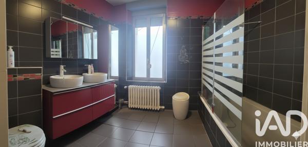 Maison à vendre 7 pièces 209 m² Mont-Saint-Martin