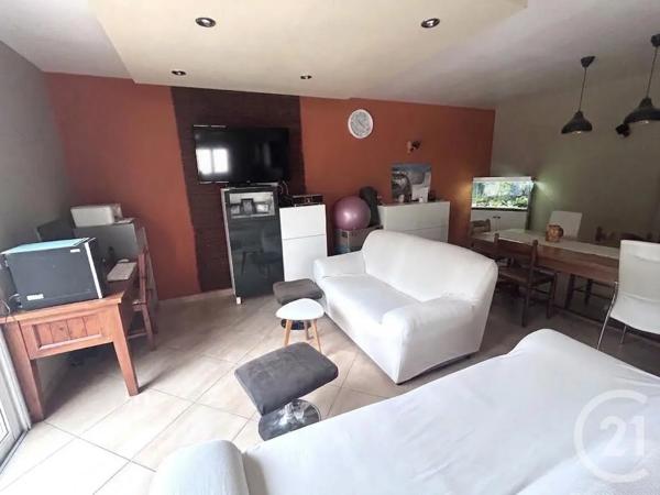 Maison à vendre  4 pièces - 94,28 m 2   CHAUMES EN RETZ  - 44