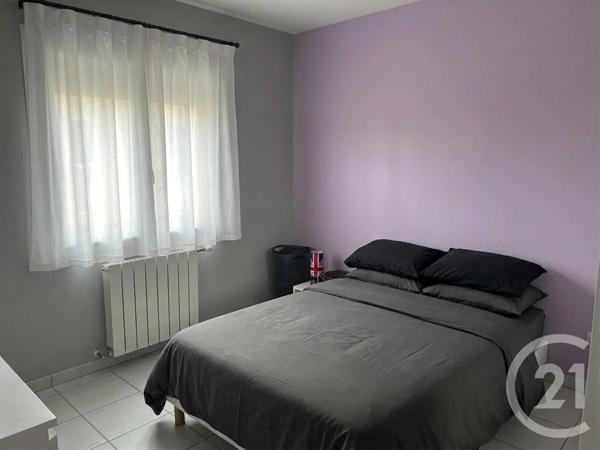 Maison à vendre  4 pièces - 94,28 m 2   CHAUMES EN RETZ  - 44