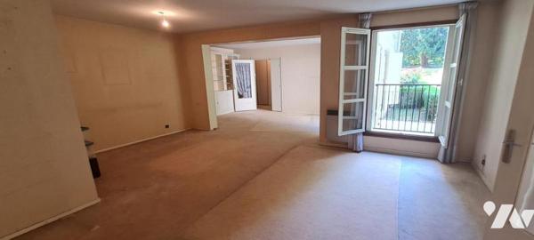 Compiègne centre ville appartement avec garages  