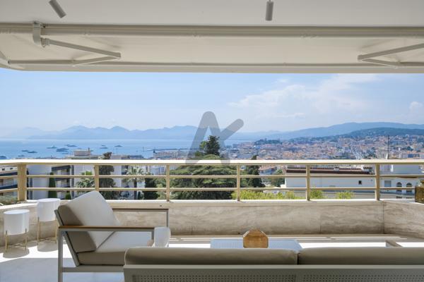 Cannes Californie: 4P terrasse vue mer panoramique - étage élevé