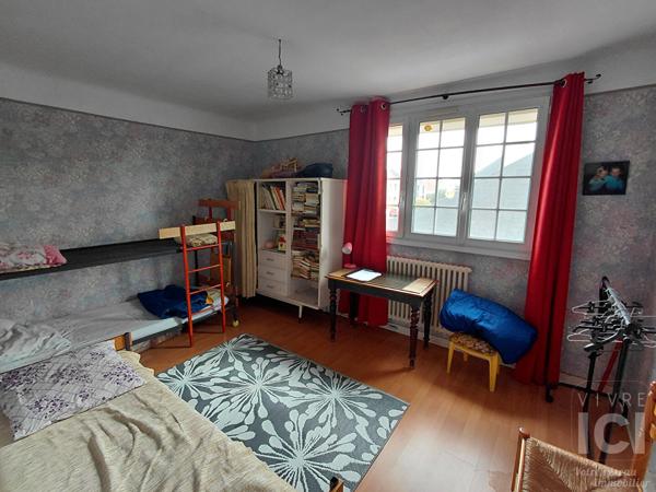Maison Centre Ste Luce Sur Loire 10 pièce(s) 230 m2