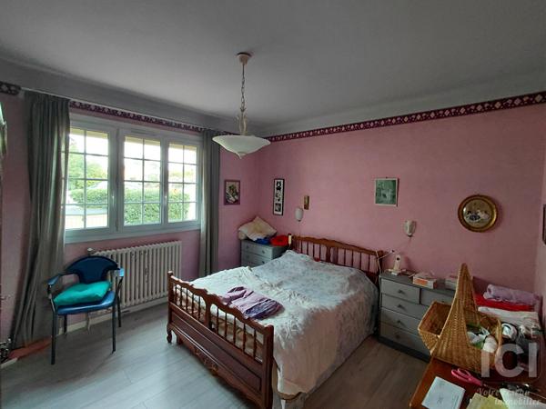Maison Centre Ste Luce Sur Loire 10 pièce(s) 230 m2