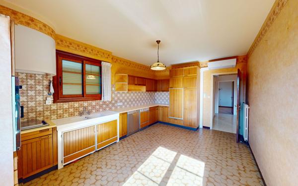 Maison à vendre    7 pièces • 222 m2 Castelnaudary