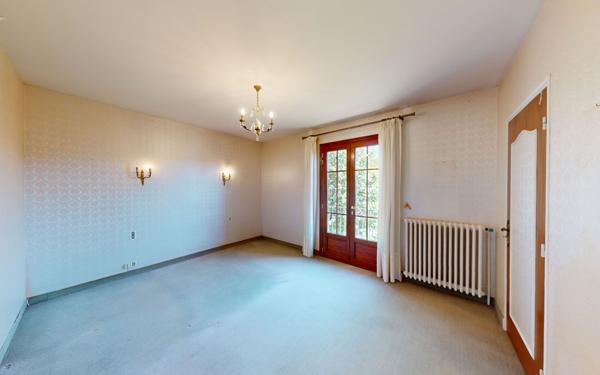 Maison à vendre    7 pièces • 222 m2 Castelnaudary