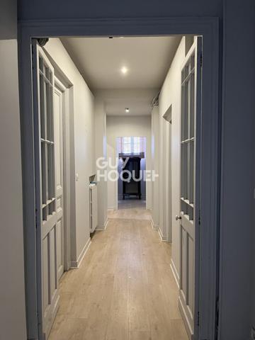 APPARTEMENT À VENDRE DE 7 PIÈCES DE 214,05 M²